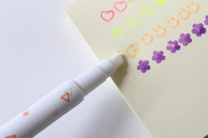 セリア 予定が変わっても消せるスケジュール用マーカースタンプ デリートペン 使用例