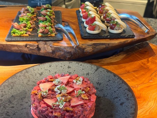 ビーツのサラダ。見た目もとっても可愛い