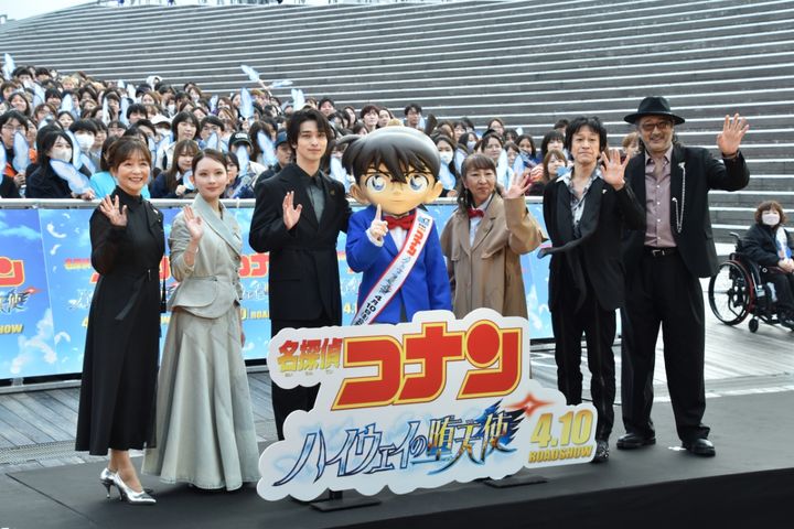 『名探偵コナン ハイウェイの堕天使』SPファンミーティングに登壇した（左から）日高のり子、畑芽育、横浜流星、高山みなみ、小山力也、大塚明夫 クランクイン！ width=