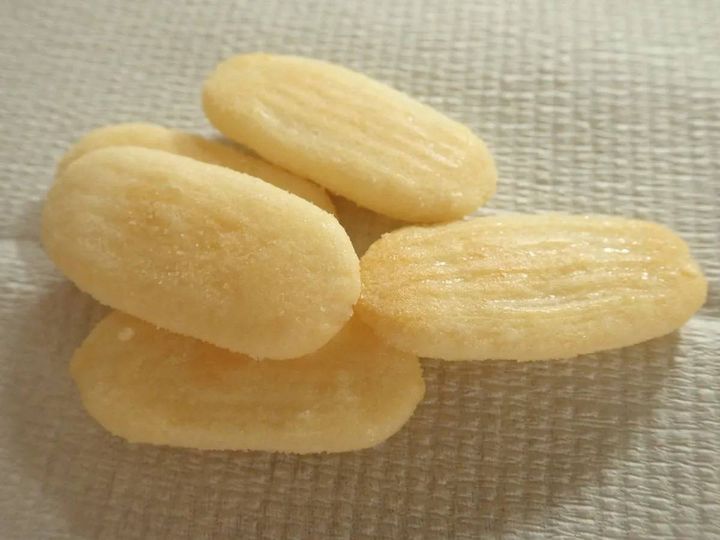 DAISO(ダイソー)：アジカル 33gハッピーターンミニ 3連