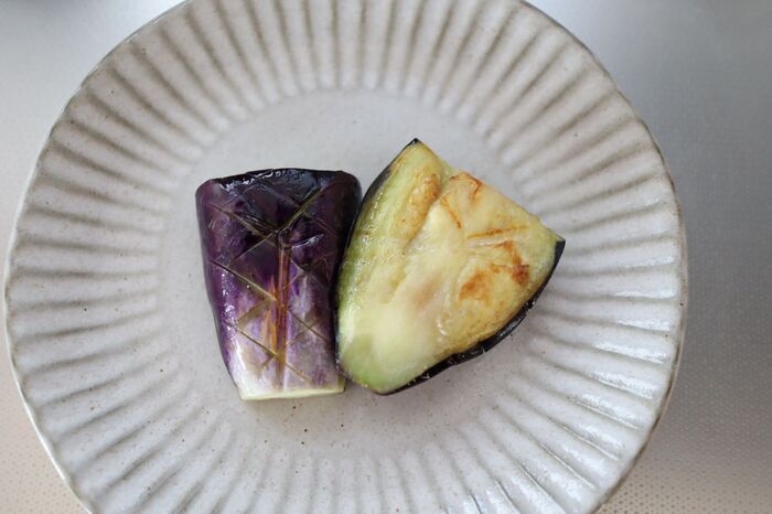 とろとろの『なす焼き』の超簡単な方法見つけた！たった4分で絶品に仕上がる〈驚きワザ〉を試してみた♡