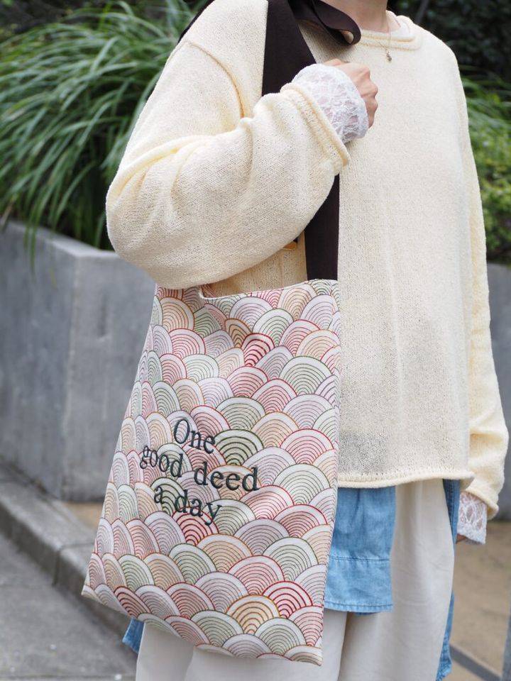 YURAのトートバッグ