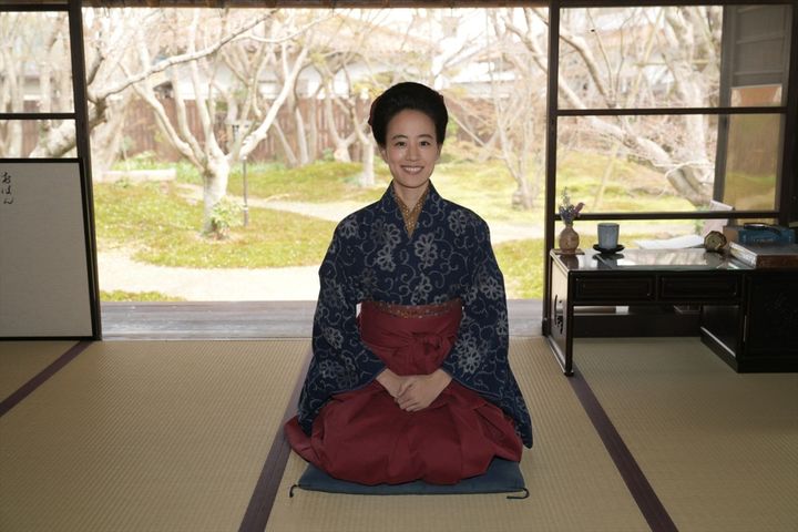 連続テレビ小説『ブラッサム』のクランクインを迎えた石橋静河 （C）NHK width=