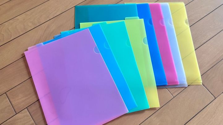 学校のプリント整理は100均にお任せ！ 収納アイデアも盛りだくさん♪