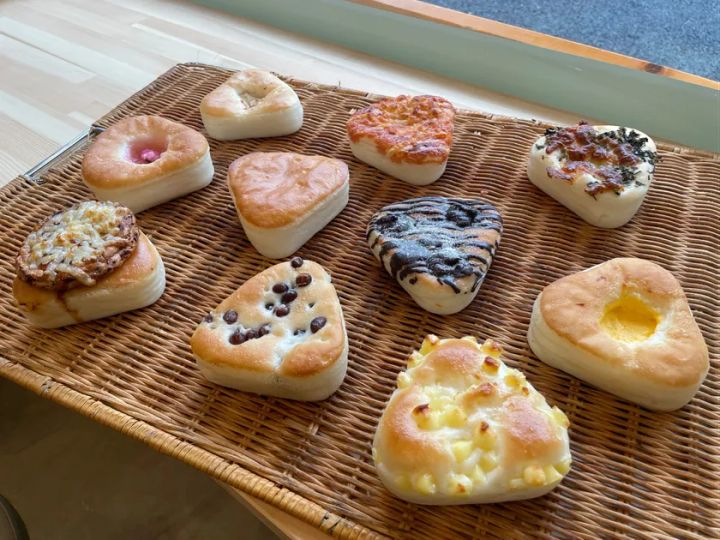 あいみパンの米粉100％グルテンフリーのおむすびパン