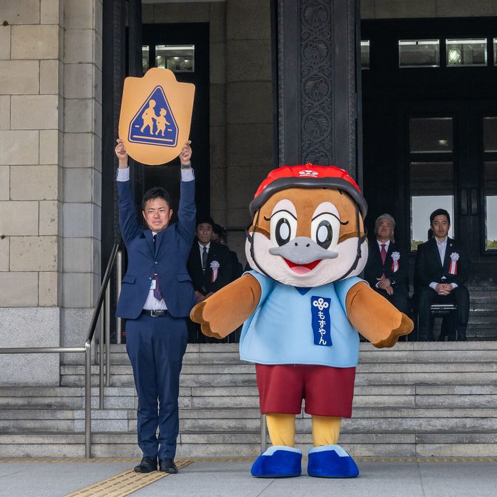 新一年生を見守る「黄色いワッペン」2026年も寄贈