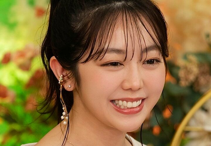 【写真・画像】1児の母・峯岸みなみの“ママ友ランチ会コーデ”に「え、可愛くない！？」滝沢眞規子も太鼓判 1枚目