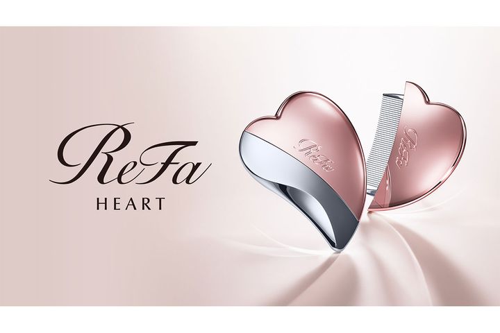 リファ ハートコーム カッサ／￥8,800（税込み）