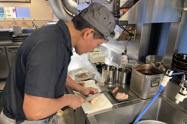 創業者・坂本幸彦さんが手がける一杯は、多くのラーメン雑誌、サイトの賞で選ばれるほどの名作