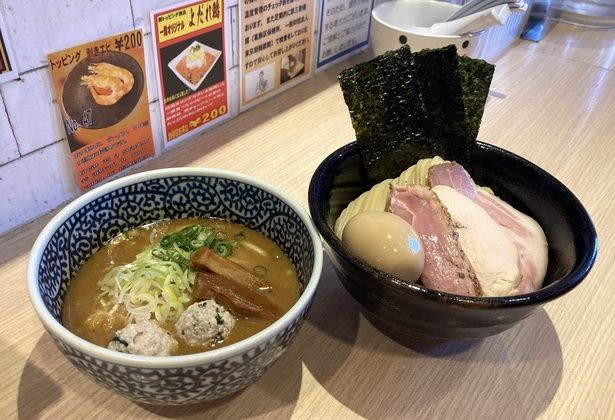 つけ汁のおいしさは、シメのスープ割りで余すことなく堪能できる