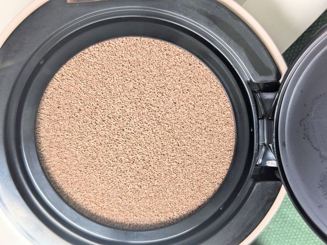 セザンヌ セラムクッションファンデーション 中身クッション