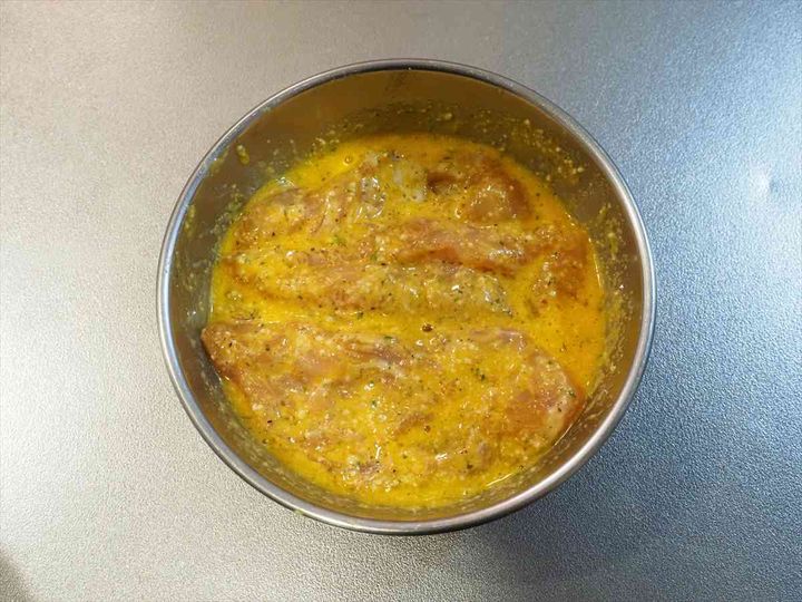 ささみのやわらかチーズピカタ｜しっとり柔らか！高たんぱく低カロリーおかず＆お弁当にも