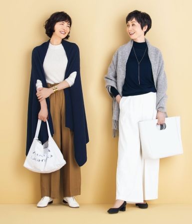 50代ファッションのお手本：紺を使った3色コーデ