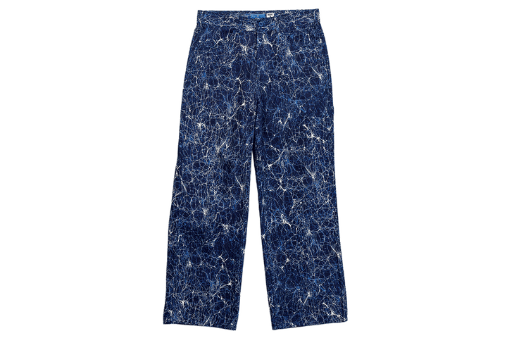 〈ブルーブルージャパン〉のペインターパンツ