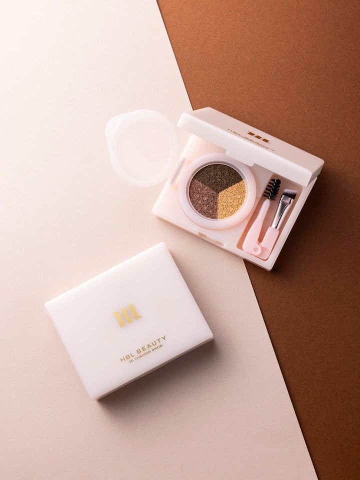 HBL 3Dクッションブロウ 02 各￥3,960 （HBL BEAUTY・3月23日発売）