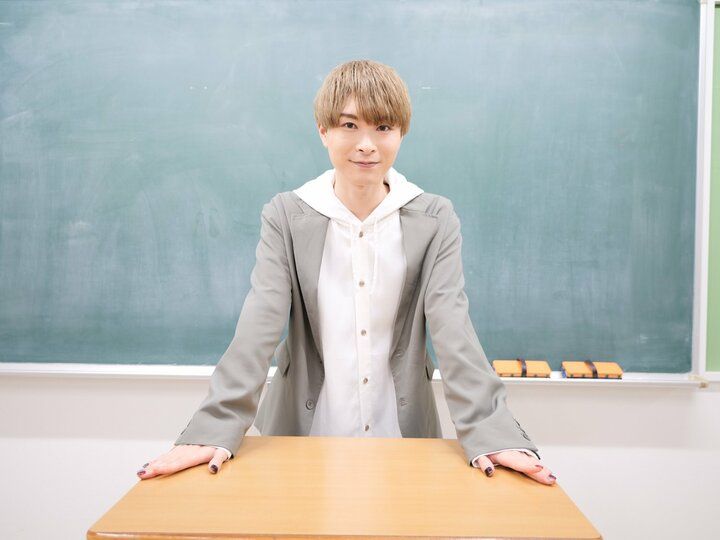 【写真・画像】「僕もドキドキしながらマイク前に立っていた」アニメ『灰原くんの強くて青春ニューゲーム』声優・上村祐翔インタビュー 1枚目