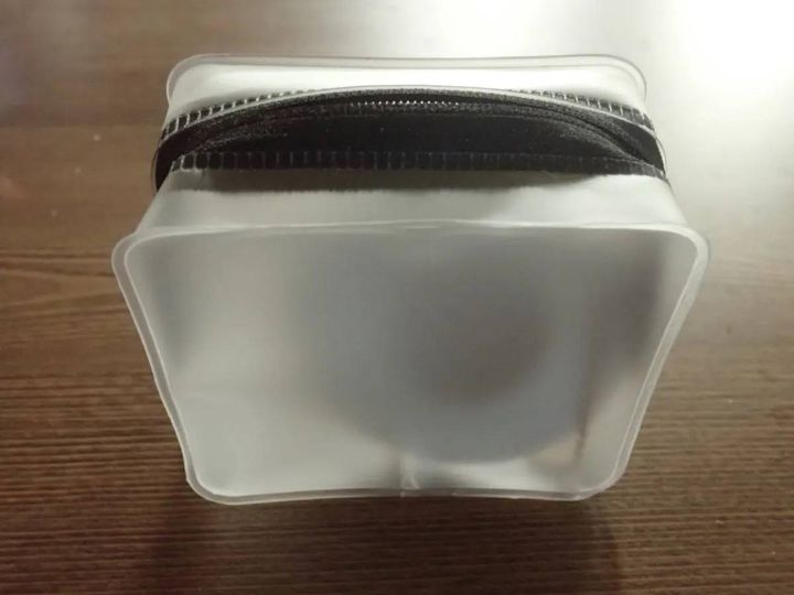 DAISO(ダイソー)：TPUミニポーチ