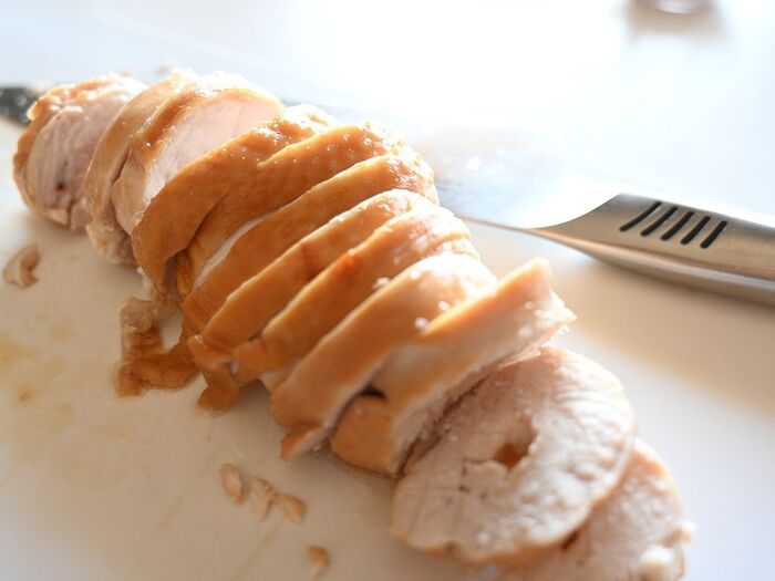 レンチン15分で鶏むね肉がしっとりジューシー♪『よだれ鶏風チャーシュー』の簡単レシピ