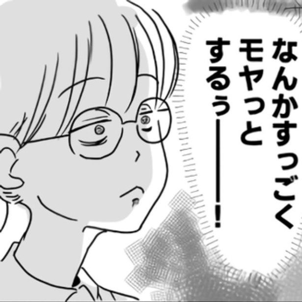 移動アイテムとして必要なのはわかるけど、店内の狭い通路にそのまま乗り入れて、前を通る人に「どいてどいて！」はちょっと違うんじゃない？ 画像提供：狸谷(@akatsuki405)