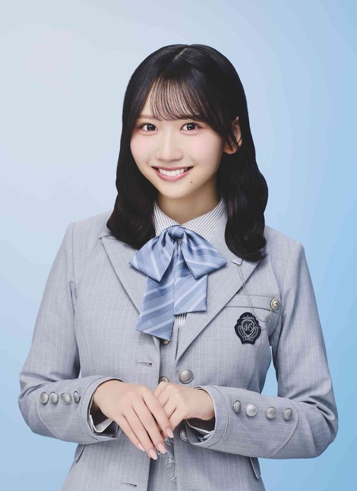 17thシングル「Kind of love」のセンターを務める日向坂46・藤嶌果歩 width=