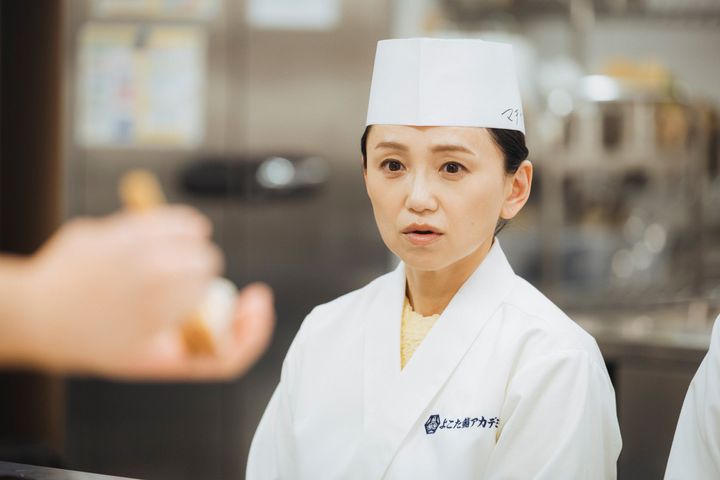 ドラマ『時すでにおスシ!?』第1話より （C）TBS width=