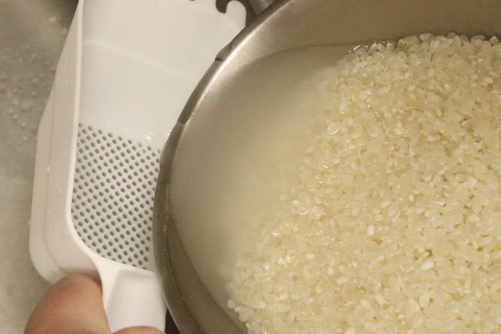 セリア 米とぎ計量スプーン 米とぎ 水切り