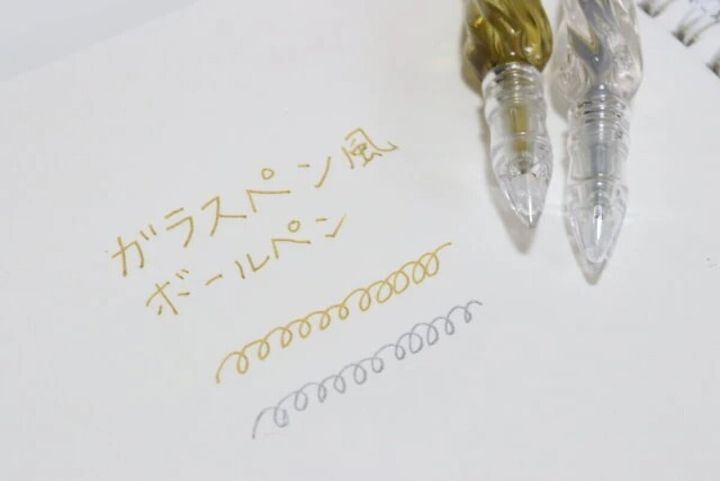 ダイソー 金属色ガラス風ボールペン 使用例