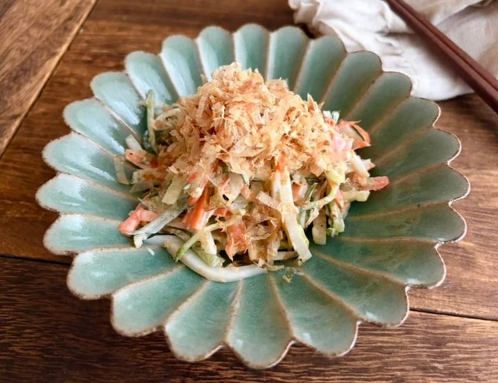 かまぼこと彩り野菜のサラダ