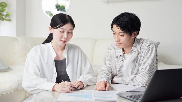 転職や昇進、独立したときに保険を見直すべき理由とは（画像はイメージ）