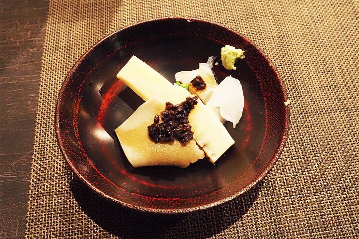 静岡駅すぐの大人の隠れ家へ。城下町の路地裏で味わう、とっておきの蕎麦ランチ＆会席「手打ち蕎麦 たがた」