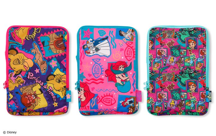 トラベルポーチ