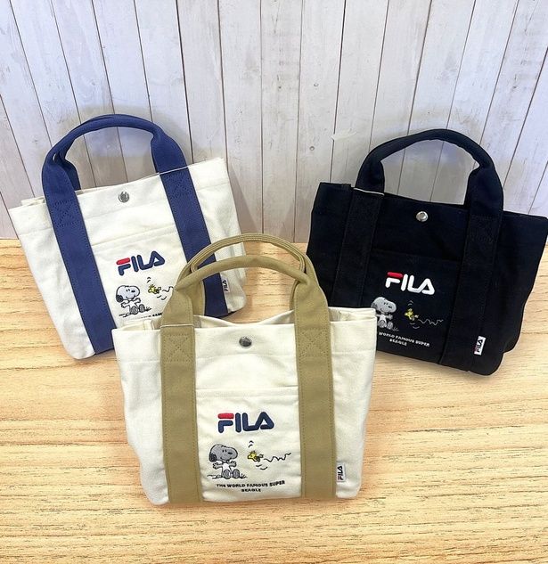 幅広い年代が使いやすい「ミニトートバッグ」(5489円)