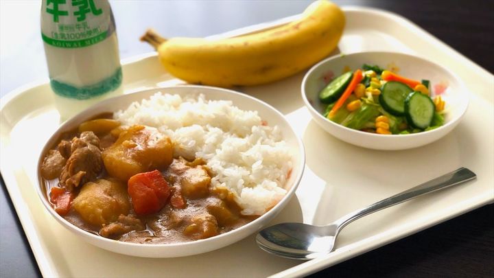 「給食メニュー」人気ランキング、1位は？