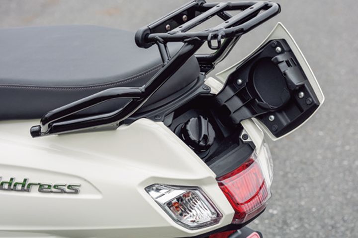 【新型アドレス125】3代目はさらにスタイリッシュ！街乗りを快適にする低中回転重視のエンジン特性