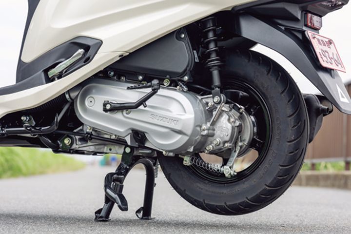 【新型アドレス125】3代目はさらにスタイリッシュ！街乗りを快適にする低中回転重視のエンジン特性