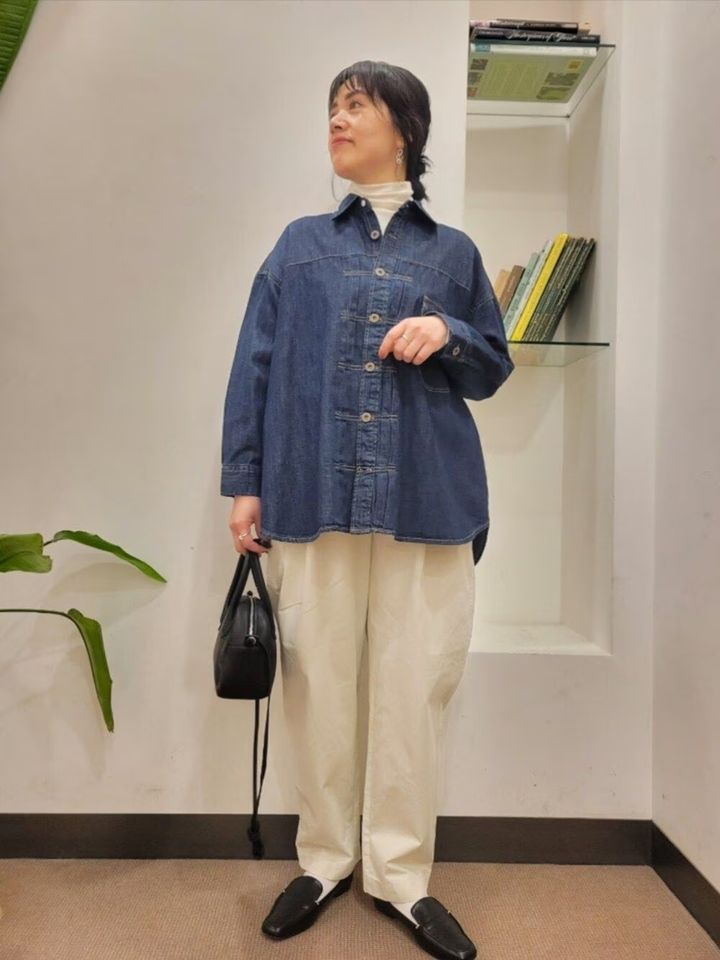 カットソータイプのタートルネックも便利