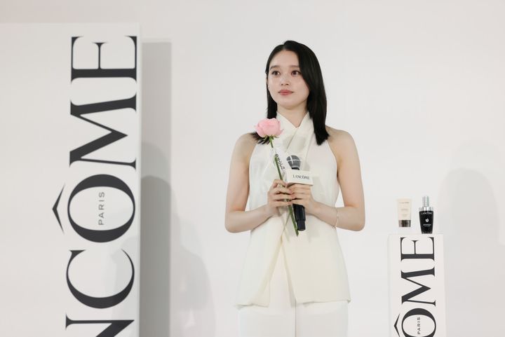 高石あかり （C）ランコム width=