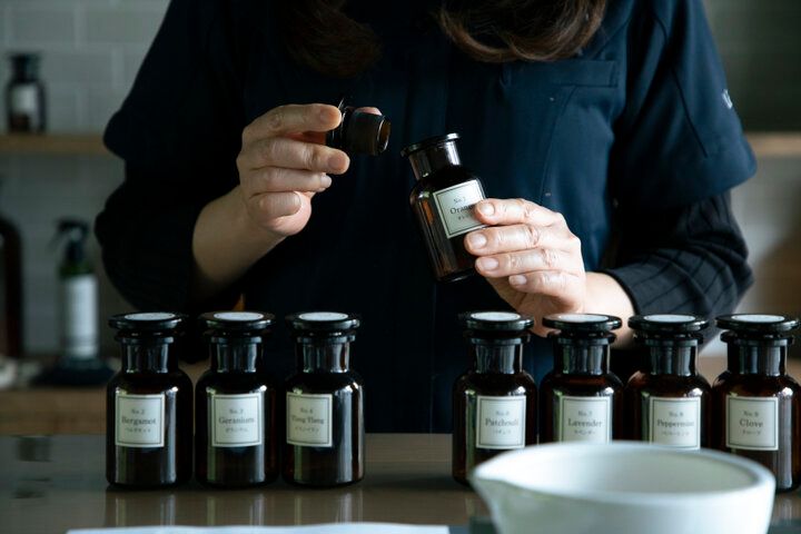 世界でひとつだけの香りづくり♪ 千石・六義園近くで本格的な調香体験ができる「調香体験香房L’esprit」