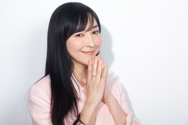 波瑠＆麻生久美子、14年ぶりの共演で頼れるバディに 新たに見つけた意外な一面とは？ width=