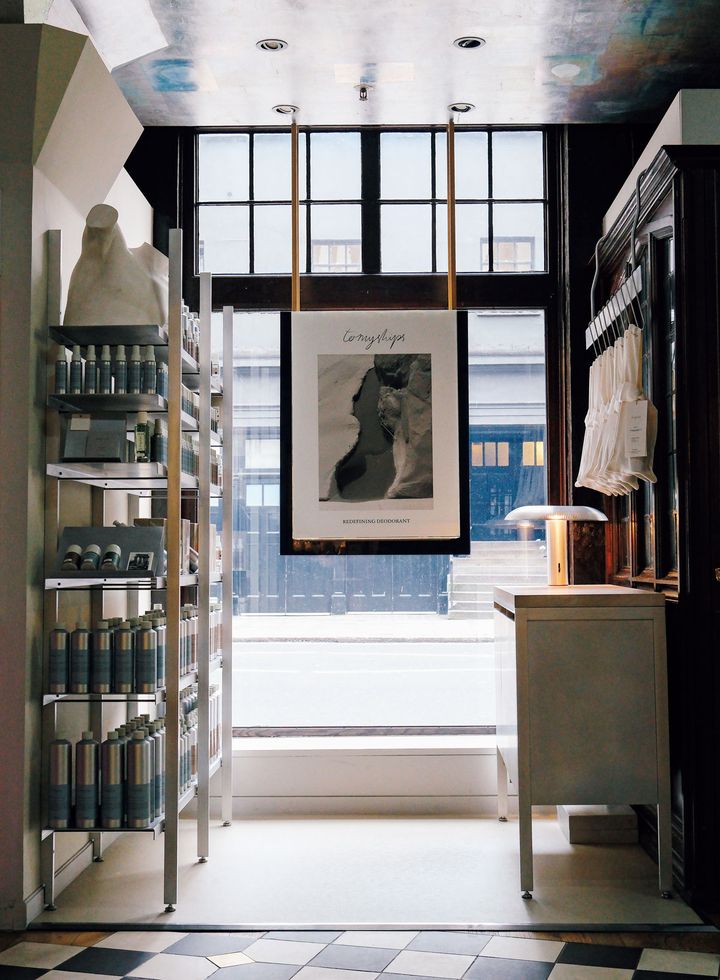 〈To My Ships〉の旗艦店