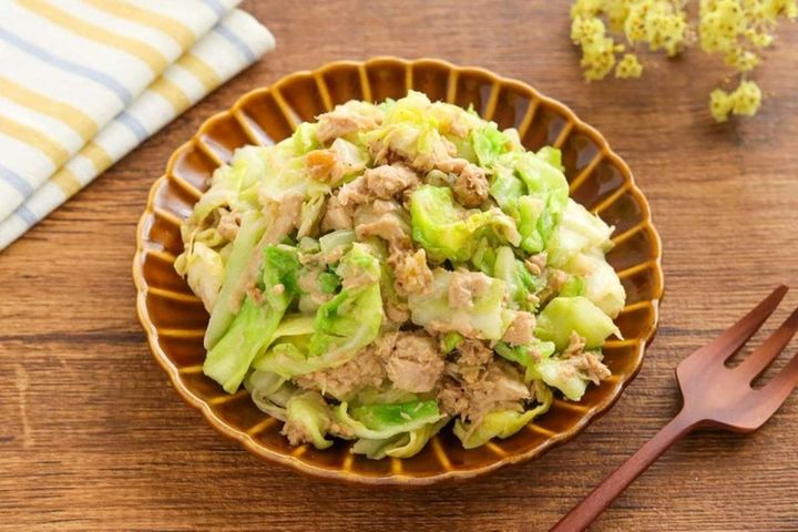 春キャベツとツナのごまマヨ和え