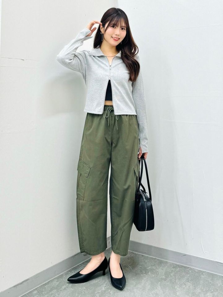 画像2: 出典：GU