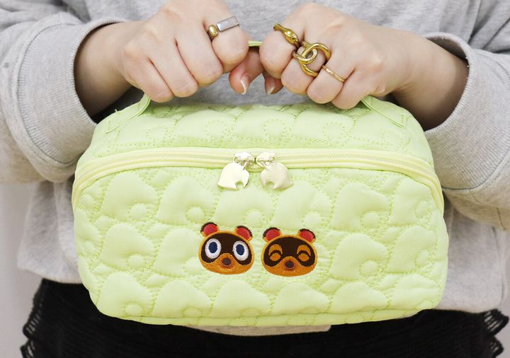 宝島社あつ森まめきちつぶきち大容量葉っぱ柄キルティングポーチ