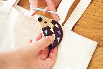 新学期からの持ち物に！ 切って貼るだけのかわいいチャームの作り方の画像2