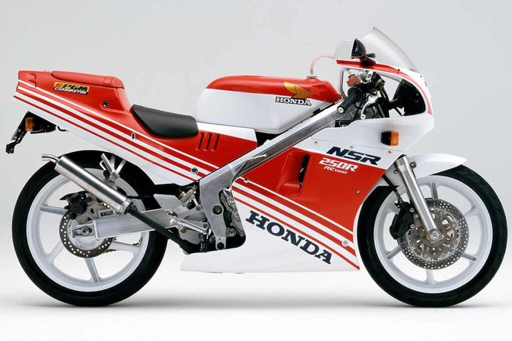 1988 HONDA NSR250R（MC18）