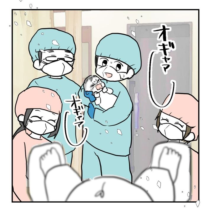 高熱のため隔離分娩室で出産します！／kiki