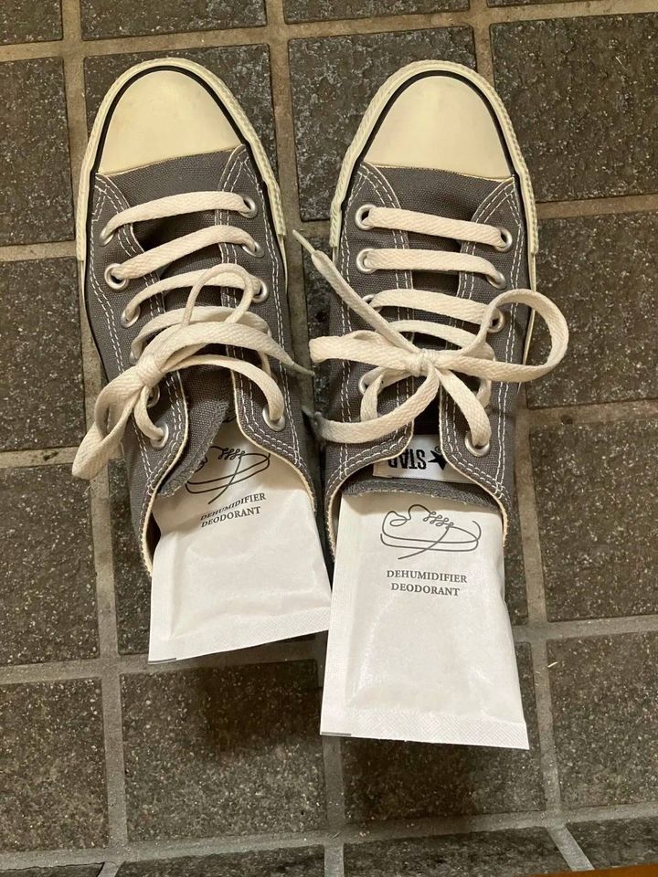 Seria(セリア)：靴用消臭乾燥剤