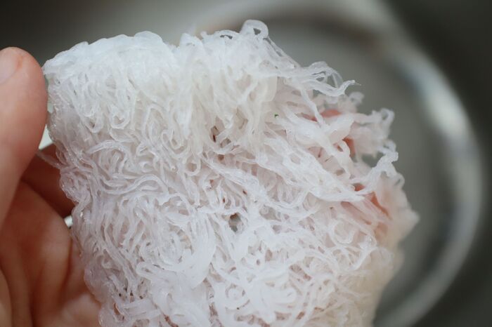 特売で『しらたき』をゲットしたら必見！食べきれなくても問題なし♡驚きの保存術＆絶品アレンジ登場