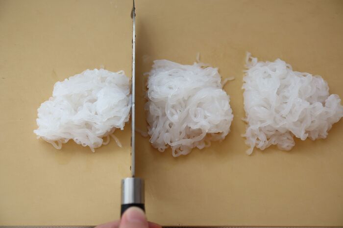 特売で『しらたき』をゲットしたら必見！食べきれなくても問題なし♡驚きの保存術＆絶品アレンジ登場