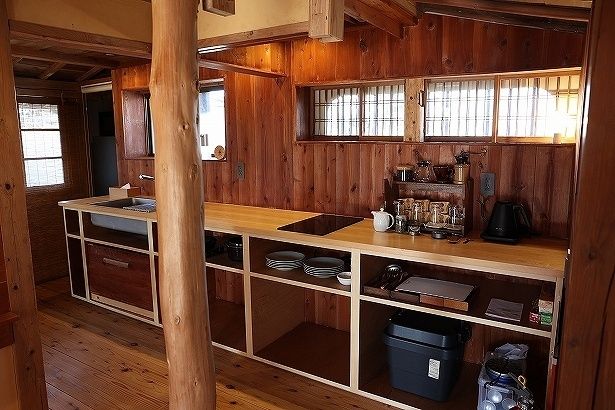 キッチンスペースもあって古民家暮らしが体験できる
